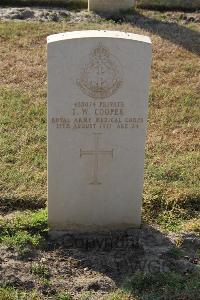 Ismailia War Memorial Cemetery - Cooper, Thomas Walter